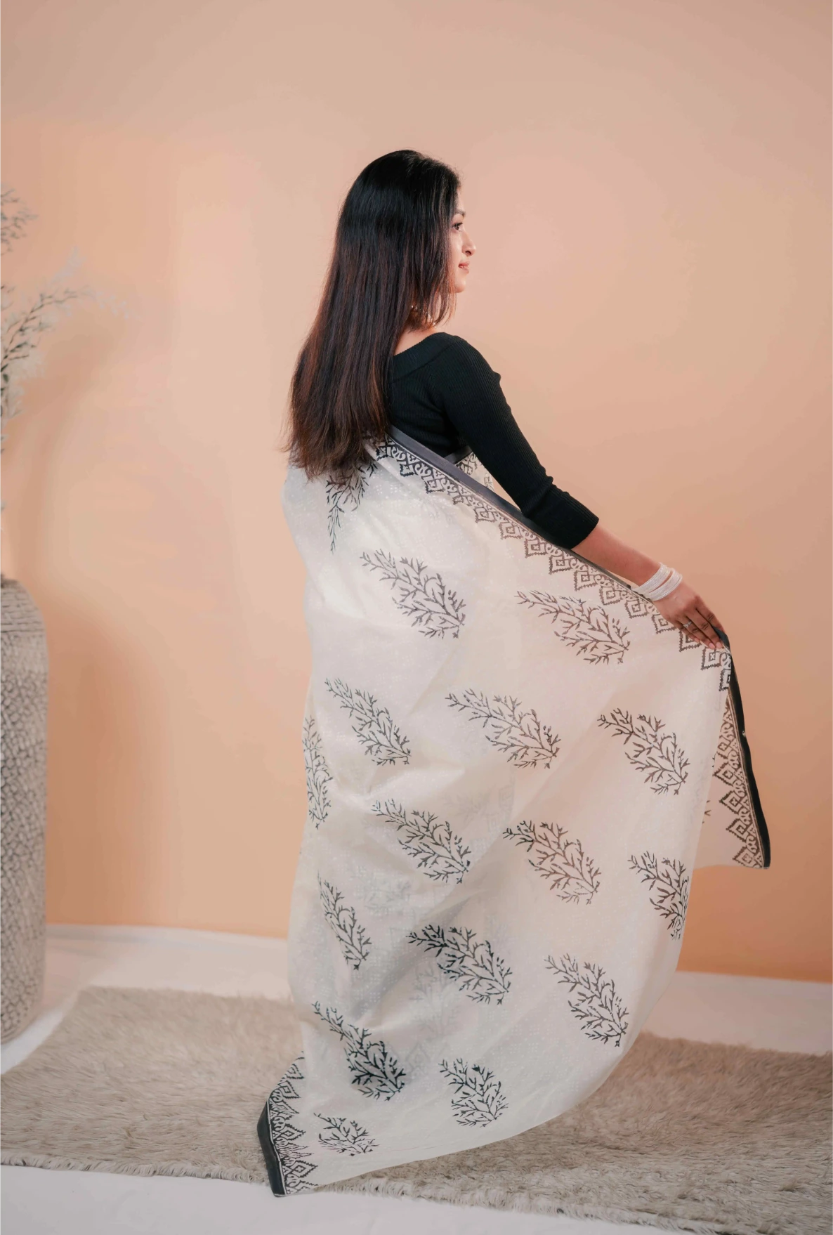 Premium 74/74 count cotton saree, Aarong-inspired traditional design, authentic hand-block and premium fabric, perfect for any occasion