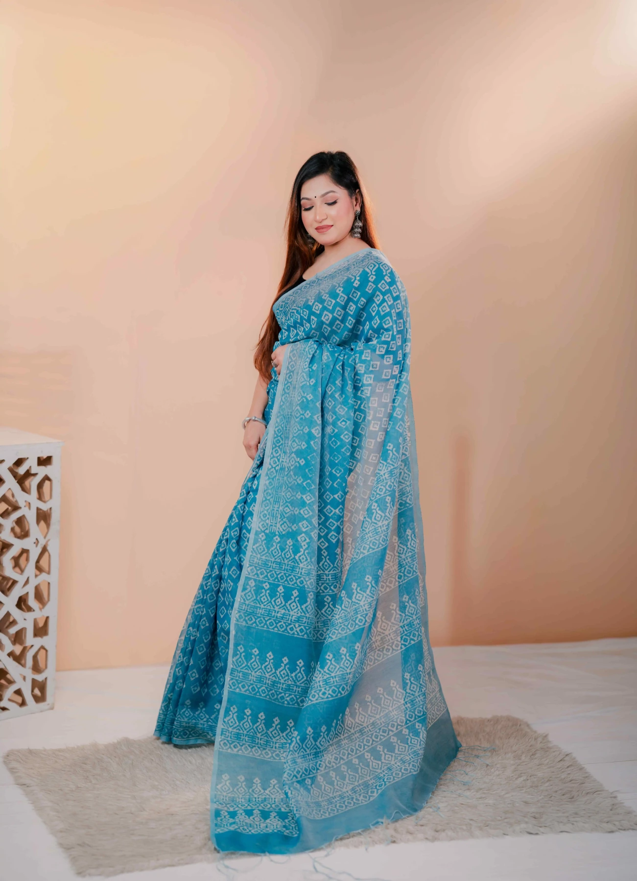 Premium 74/74 count cotton saree, Aarong-inspired traditional design, authentic hand-block and premium fabric, perfect for any occasion