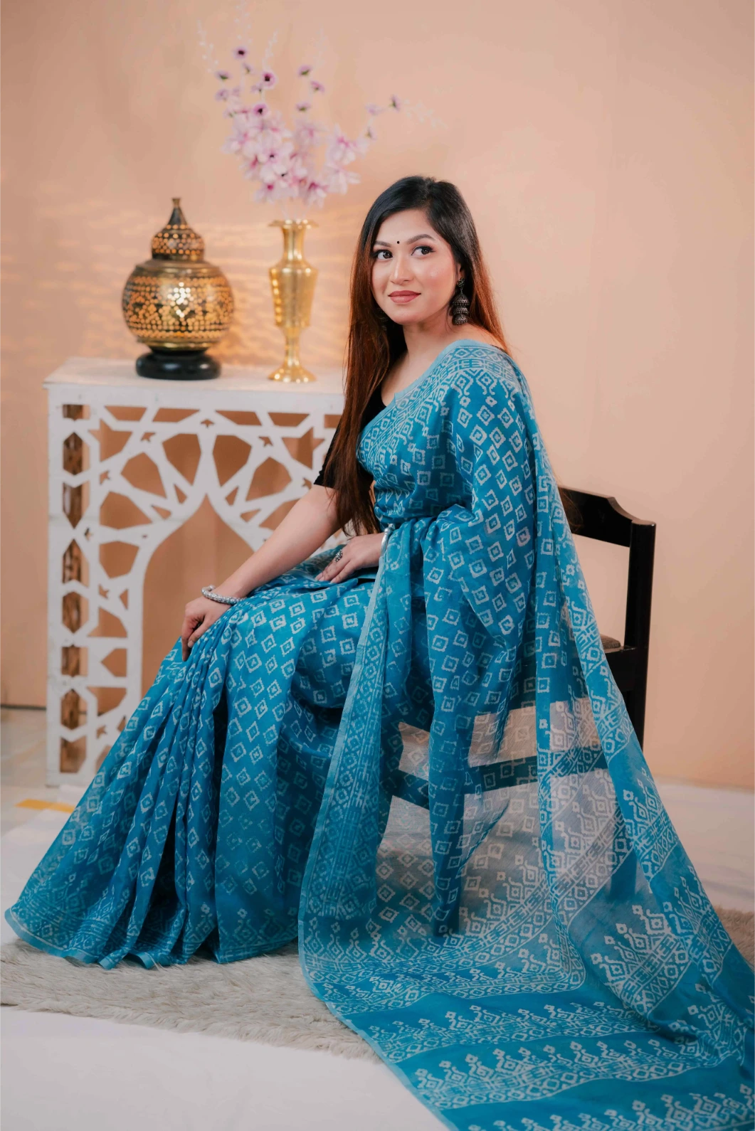 Premium 74/74 count cotton saree, Aarong-inspired traditional design, authentic hand-block and premium fabric, perfect for any occasion
